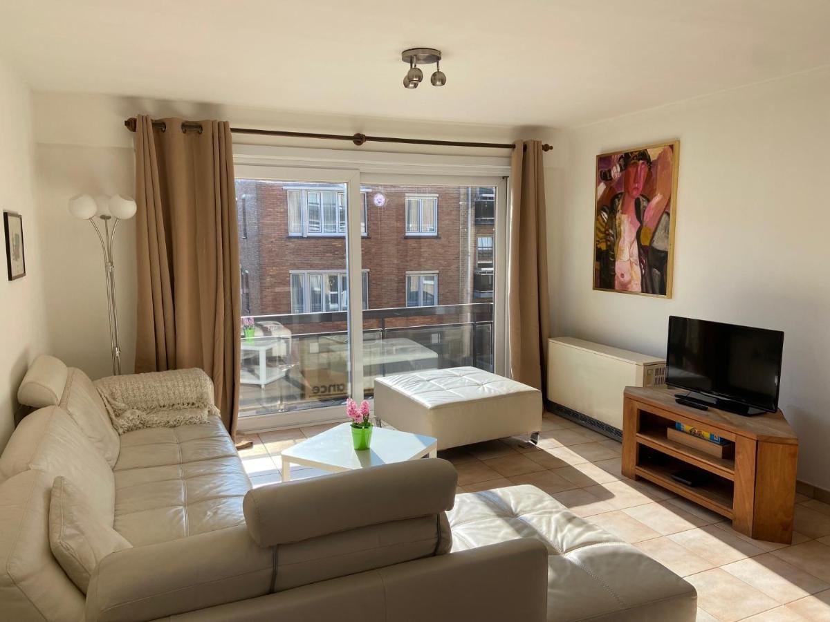 אוסטנדה Ruim Zonnig Appartement Op 50M Van Strand מראה חיצוני תמונה