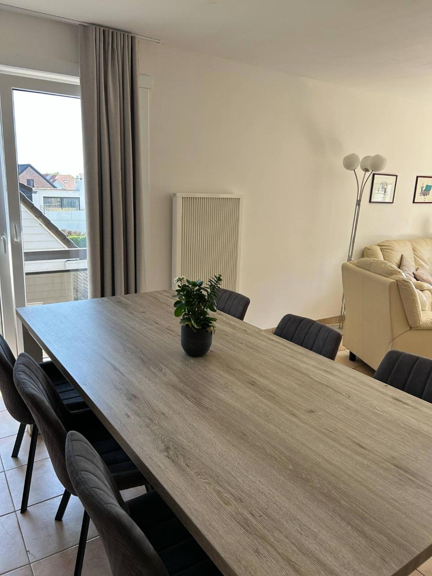 אוסטנדה Ruim Zonnig Appartement Op 50M Van Strand מראה חיצוני תמונה
